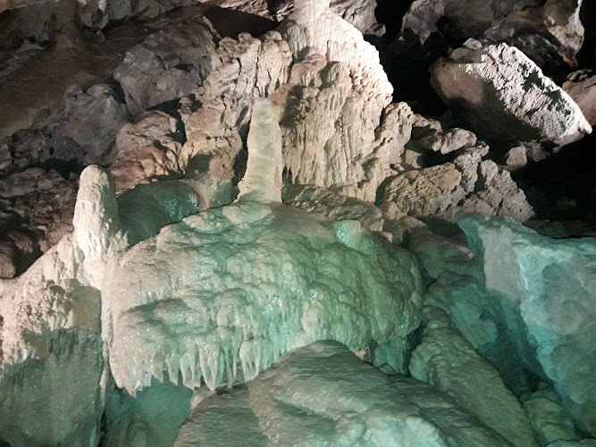 Vallorbe caves